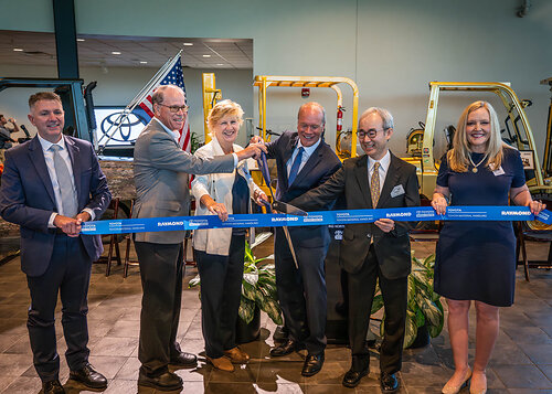 TMHNA and Raymond representatives at the ribbon-cutting ceremony for the new Columbus, Indiana manufacturing facility.